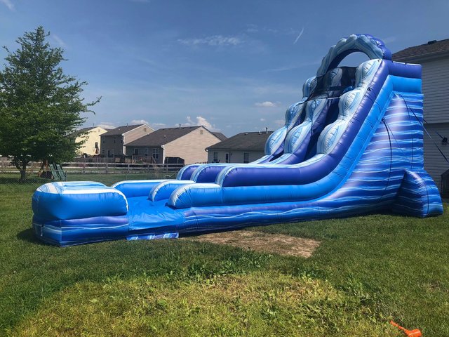 Water Slide Rentals in Lincoln NE: Beat the Heat with Summer Fun